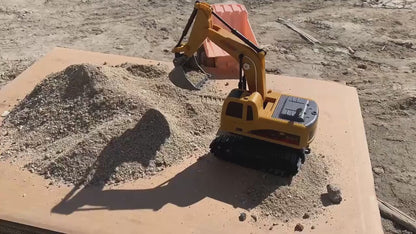 EXCAVADORA A CONTROL REMOTO